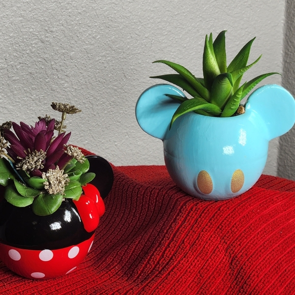 Disney Mickey & Minnie faux succulent planters.  One pair. - Picture 7 of 7